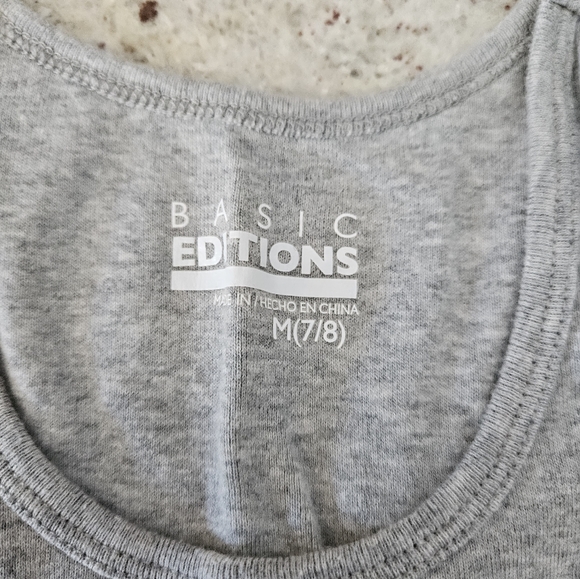 Lot of 5 girls size 7 8 summer tops. 4 t-shirts and 1 tank top. All size medium - Picture 2 of 10